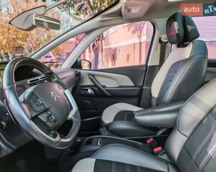 Синій Сітроен Гранд С4 Пікассо, об'ємом двигуна 0 л та пробігом 195 тис. км за 12300 $, фото 31 на Automoto.ua