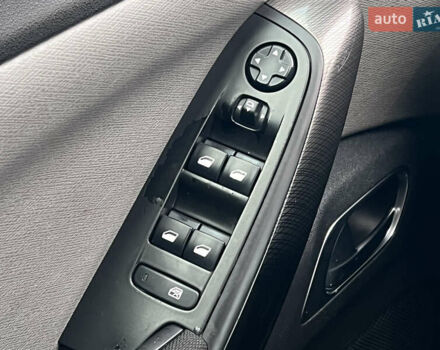 Синий Ситроен Гранд С4 Пикассо, объемом двигателя 2 л и пробегом 226 тыс. км за 13400 $, фото 59 на Automoto.ua