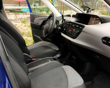 Синий Ситроен Гранд С4 Пикассо, объемом двигателя 1.5 л и пробегом 98 тыс. км за 16300 $, фото 4 на Automoto.ua