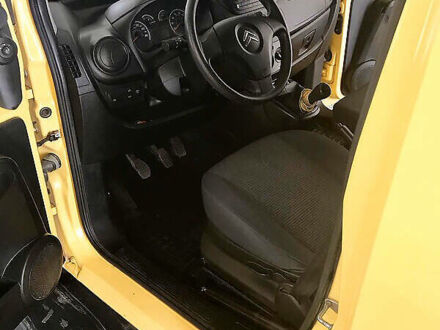 Жовтий Сітроен Немо вант., об'ємом двигуна 1.3 л та пробігом 270 тис. км за 5099 $, фото 1 на Automoto.ua