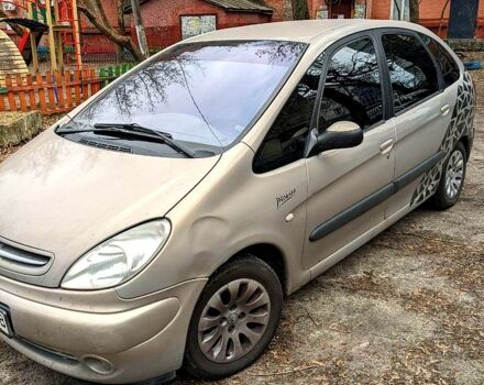 Ситроен Пикассо, объемом двигателя 20 л и пробегом 250 тыс. км за 3300 $, фото 1 на Automoto.ua