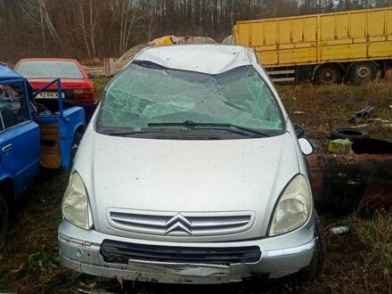 Сітроен Пікассо 2006 у Краснокутске на Automoto.ua Сірий Сітроен Пікассо, об'ємом двигуна 1.6 л та пробігом 265 тис. км за 1000 $, фото 1 на Automoto.ua