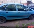 Синий Ситроен Пикассо, объемом двигателя 2 л и пробегом 300 тыс. км за 1400 $, фото 1 на Automoto.ua