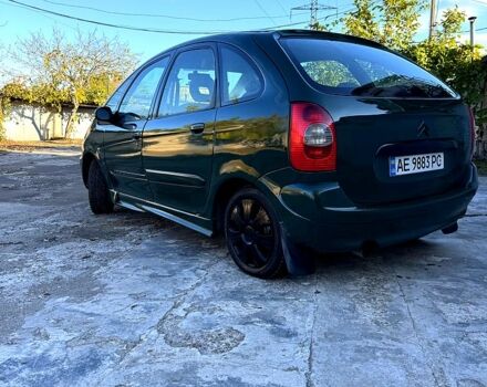 Зелений Сітроен Пікассо, об'ємом двигуна 2 л та пробігом 250 тис. км за 1700 $, фото 4 на Automoto.ua