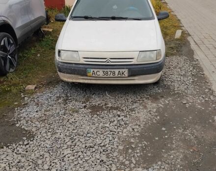 Белый Ситроен Саксо, объемом двигателя 1.5 л и пробегом 400 тыс. км за 700 $, фото 1 на Automoto.ua