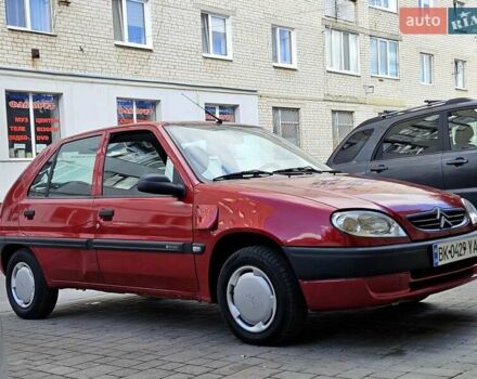 Красный Ситроен Саксо, объемом двигателя 0 л и пробегом 172 тыс. км за 3650 $, фото 1 на Automoto.ua
