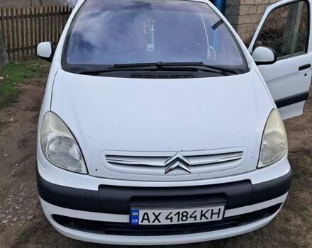 Белый Ситроен Ксара Пикассо, объемом двигателя 1.6 л и пробегом 260 тыс. км за 4100 $, фото 7 на Automoto.ua