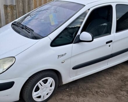 Білий Сітроен Ксара Пікассо, об'ємом двигуна 1.6 л та пробігом 260 тис. км за 4100 $, фото 6 на Automoto.ua