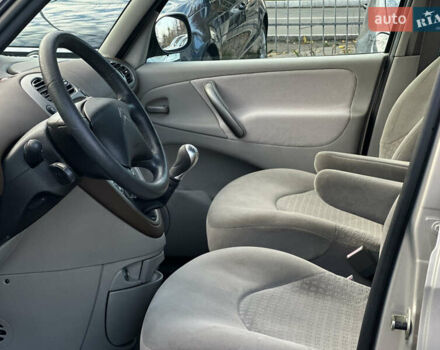 Бежевый Ситроен Ксара Пикассо, объемом двигателя 1.8 л и пробегом 146 тыс. км за 4600 $, фото 9 на Automoto.ua