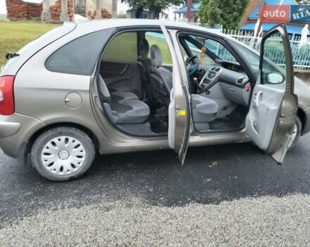 Ситроен Ксара Пикассо 2007 в Черткове на Automoto.ua Бежевый Ситроен Ксара Пикассо, объемом двигателя 1.59 л и пробегом 204 тыс. км за 3999 $, фото 1 на Automoto.ua