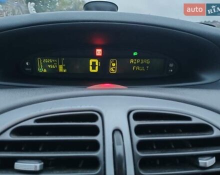 Ситроен Ксара Пикассо 2007 в Черткове на Automoto.ua Бежевый Ситроен Ксара Пикассо, объемом двигателя 1.59 л и пробегом 204 тыс. км за 3999 $, фото 13 на Automoto.ua