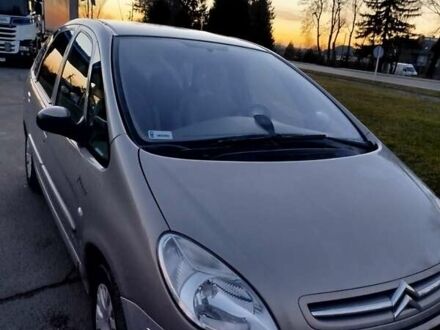 Ситроен Ксара Пикассо 2005 в Самборе на Automoto.ua Бежевый Ситроен Ксара Пикассо, объемом двигателя 1.56 л и пробегом 250 тыс. км за 3450 $, фото 1 на Automoto.ua
