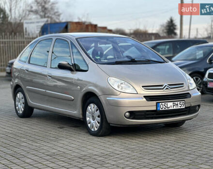Бежевый Ситроен Ксара Пикассо, объемом двигателя 1.8 л и пробегом 146 тыс. км за 4600 $, фото 1 на Automoto.ua