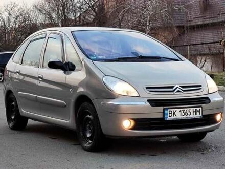 Ситроен Ксара Пикассо 2005 в Ровно на Automoto.ua Бежевый Ситроен Ксара Пикассо, объемом двигателя 1.56 л и пробегом 165 тыс. км за 4999 $, фото 1 на Automoto.ua