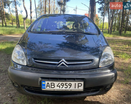 Чорний Сітроен Ксара Пікассо, об'ємом двигуна 2 л та пробігом 301 тис. км за 3400 $, фото 1 на Automoto.ua