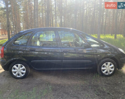 Чорний Сітроен Ксара Пікассо, об'ємом двигуна 2 л та пробігом 301 тис. км за 3400 $, фото 3 на Automoto.ua