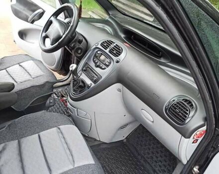 Черный Ситроен Ксара Пикассо, объемом двигателя 1.6 л и пробегом 199 тыс. км за 3799 $, фото 9 на Automoto.ua