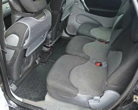 Черный Ситроен Ксара Пикассо, объемом двигателя 1.6 л и пробегом 199 тыс. км за 3799 $, фото 2 на Automoto.ua