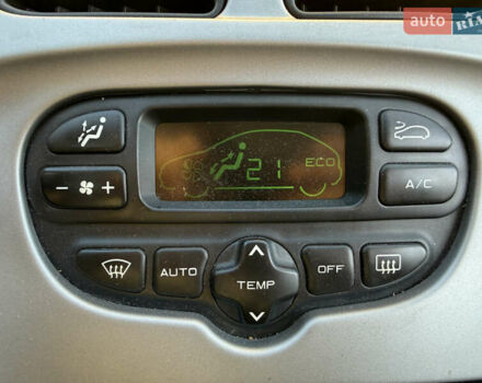 Черный Ситроен Ксара Пикассо, объемом двигателя 1.59 л и пробегом 246 тыс. км за 3900 $, фото 24 на Automoto.ua