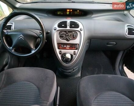 Черный Ситроен Ксара Пикассо, объемом двигателя 1.6 л и пробегом 190 тыс. км за 4000 $, фото 9 на Automoto.ua