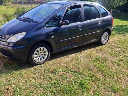 Ситроен Ксара Пикассо 2002 в Житомире на Automoto.ua Черный Ситроен Ксара Пикассо, объемом двигателя 1.7 л и пробегом 203 тыс. км за 2800 $, фото 1 на Automoto.ua