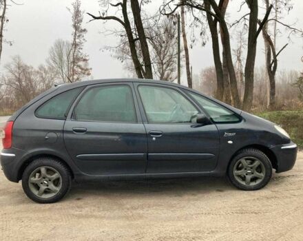 Чорний Сітроен Ксара Пікассо, об'ємом двигуна 1.6 л та пробігом 399 тис. км за 1500 $, фото 1 на Automoto.ua