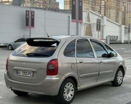 Коричневый Ситроен Ксара Пикассо, объемом двигателя 1.75 л и пробегом 400 тыс. км за 3000 $, фото 7 на Automoto.ua