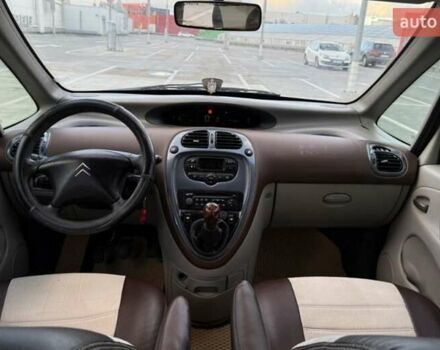 Коричневый Ситроен Ксара Пикассо, объемом двигателя 1.75 л и пробегом 400 тыс. км за 3000 $, фото 11 на Automoto.ua