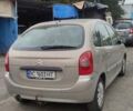 Коричневый Ситроен Ксара Пикассо, объемом двигателя 1.75 л и пробегом 225 тыс. км за 3250 $, фото 10 на Automoto.ua