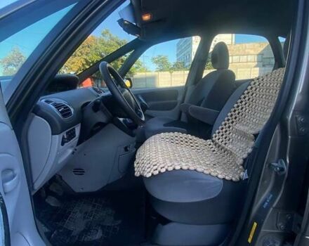 Коричневый Ситроен Ксара Пикассо, объемом двигателя 1.59 л и пробегом 323 тыс. км за 3300 $, фото 14 на Automoto.ua