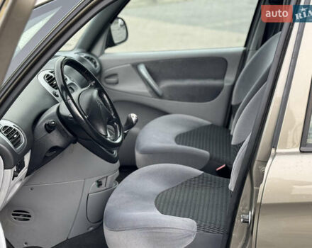 Коричневий Сітроен Ксара Пікассо, об'ємом двигуна 1.6 л та пробігом 176 тис. км за 3450 $, фото 14 на Automoto.ua