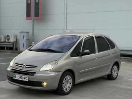 Коричневый Ситроен Ксара Пикассо, объемом двигателя 1.75 л и пробегом 400 тыс. км за 3000 $, фото 1 на Automoto.ua