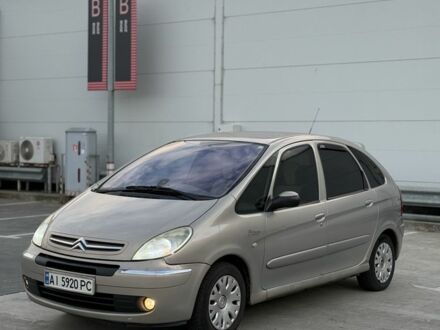Коричневый Ситроен Ксара Пикассо, объемом двигателя 1.7 л и пробегом 400 тыс. км за 2500 $, фото 1 на Automoto.ua