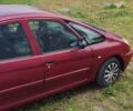 Красный Ситроен Ксара Пикассо, объемом двигателя 2 л и пробегом 450 тыс. км за 2400 $, фото 5 на Automoto.ua