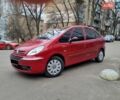Красный Ситроен Ксара Пикассо, объемом двигателя 2 л и пробегом 320 тыс. км за 5200 $, фото 6 на Automoto.ua
