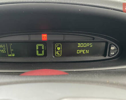 Ситроен Ксара Пикассо 2010 в Владимир-Волынский на Automoto.ua Красный Ситроен Ксара Пикассо, объемом двигателя 1.56 л и пробегом 243 тыс. км за 3800 $, фото 9 на Automoto.ua