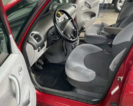 Ситроен Ксара Пикассо 2010 в Владимир-Волынский на Automoto.ua Красный Ситроен Ксара Пикассо, объемом двигателя 1.56 л и пробегом 243 тыс. км за 3800 $, фото 11 на Automoto.ua