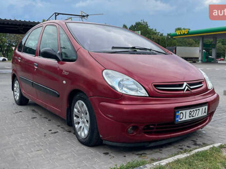 Ситроен Ксара Пикассо 2000 в Ровно на Automoto.ua Красный Ситроен Ксара Пикассо, объемом двигателя 1.7 л и пробегом 250 тыс. км за 2500 $, фото 1 на Automoto.ua