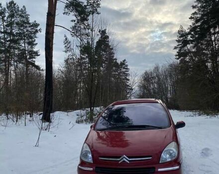 Червоний Сітроен Ксара Пікассо, об'ємом двигуна 1.6 л та пробігом 270 тис. км за 3900 $, фото 1 на Automoto.ua