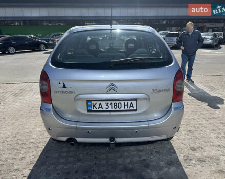 Ситроен Ксара Пикассо, объемом двигателя 1.6 л и пробегом 212 тыс. км за 4200 $, фото 4 на Automoto.ua