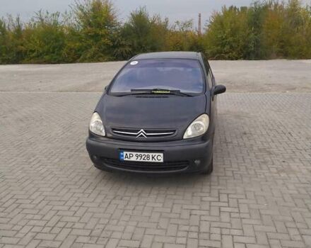 Серый Ситроен Ксара Пикассо, объемом двигателя 1.75 л и пробегом 240 тыс. км за 2999 $, фото 1 на Automoto.ua