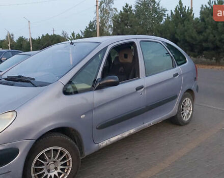 Сірий Сітроен Ксара Пікассо, об'ємом двигуна 1.75 л та пробігом 335 тис. км за 2200 $, фото 2 на Automoto.ua