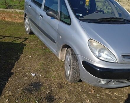 Серый Ситроен Ксара Пикассо, объемом двигателя 1.7 л и пробегом 225 тыс. км за 3222 $, фото 1 на Automoto.ua