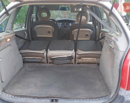 Сірий Сітроен Ксара Пікассо, об'ємом двигуна 1.75 л та пробігом 335 тис. км за 2200 $, фото 1 на Automoto.ua