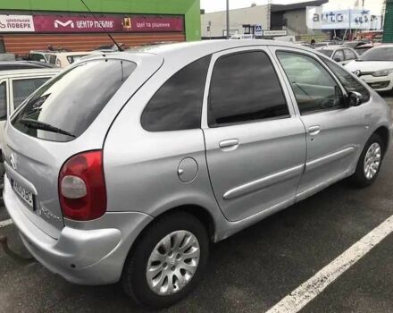 Серый Ситроен Ксара Пикассо, объемом двигателя 1.8 л и пробегом 365 тыс. км за 2700 $, фото 3 на Automoto.ua