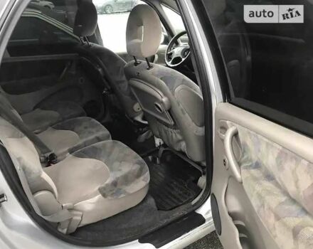 Серый Ситроен Ксара Пикассо, объемом двигателя 1.8 л и пробегом 365 тыс. км за 2700 $, фото 7 на Automoto.ua