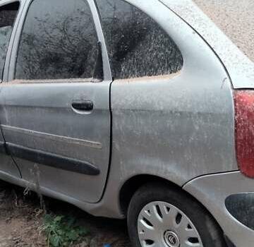 Серый Ситроен Ксара Пикассо, объемом двигателя 1.8 л и пробегом 260 тыс. км за 800 $, фото 4 на Automoto.ua