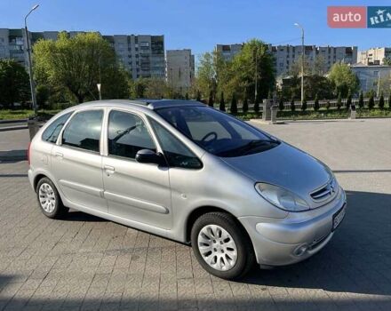 Серый Ситроен Ксара Пикассо, объемом двигателя 2 л и пробегом 203 тыс. км за 4800 $, фото 13 на Automoto.ua