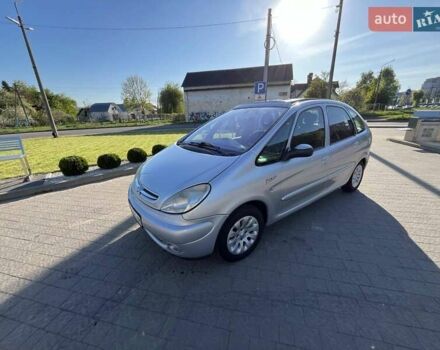 Серый Ситроен Ксара Пикассо, объемом двигателя 2 л и пробегом 203 тыс. км за 4800 $, фото 31 на Automoto.ua