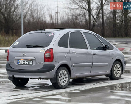 Серый Ситроен Ксара Пикассо, объемом двигателя 2 л и пробегом 265 тыс. км за 2599 $, фото 9 на Automoto.ua